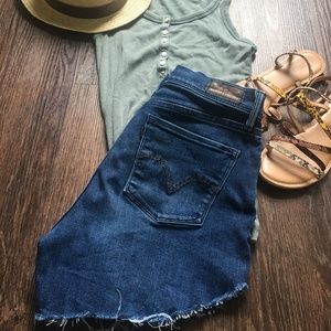 Levi's jean shorts :)